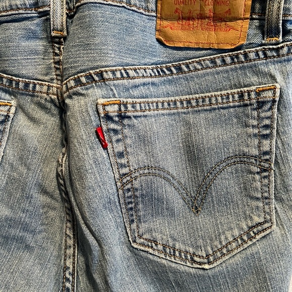 Levi’s Nouveau jeans, stretch. Capri with wide legs. Lighter wash. Size 18 - Picture 1 of 6